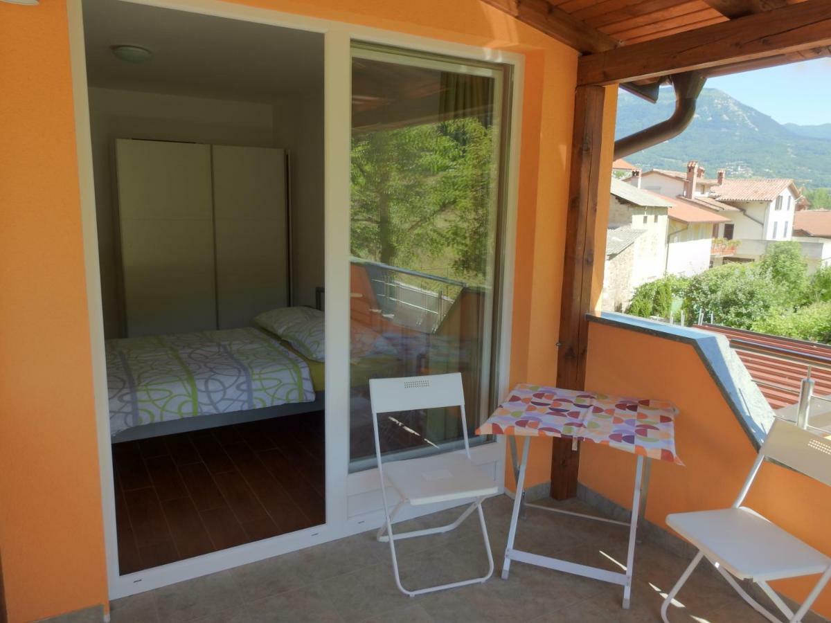 Pocitniska Hisa Guest House Dobravlje Екстериор снимка