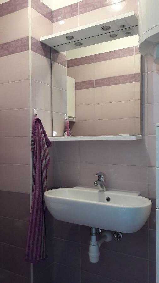 Pocitniska Hisa Guest House Dobravlje Екстериор снимка