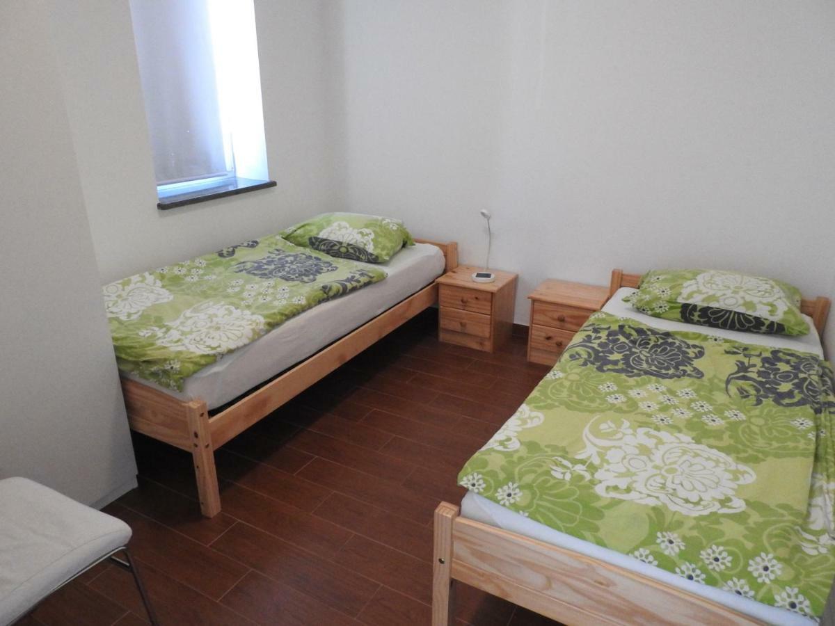 Pocitniska Hisa Guest House Dobravlje Екстериор снимка
