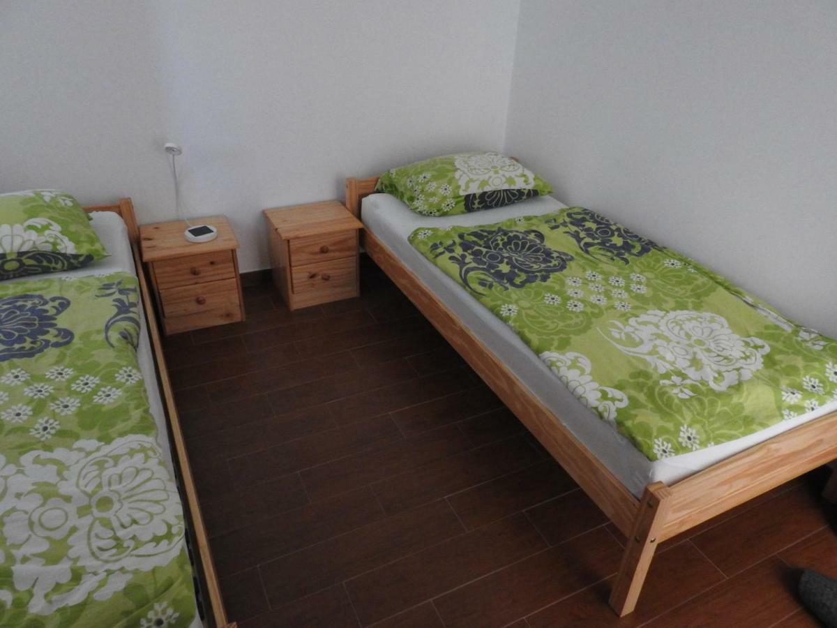 Pocitniska Hisa Guest House Dobravlje Екстериор снимка